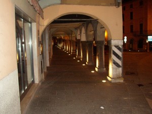 04 - Piazza centrale di Gavardo - Illuminazione artistica 