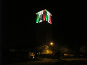 24 - Torre campanaria Muscoline di notte 